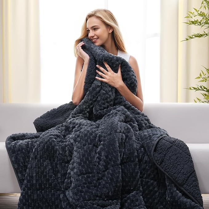 Drewin Weighted Blanket Queen Size 20lbs, Soft Cozy Jacquard Sherpa Weighted - Image 7