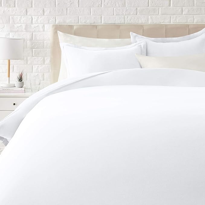 Amazon Basics Lightweight Microfiber 3 Piece Duvet Cover Set by AmazonBasics