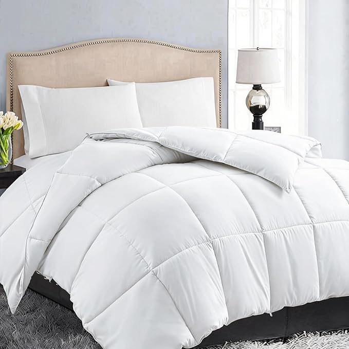 EASELAND Down Alternative Comforter Queen Size by EASELAND