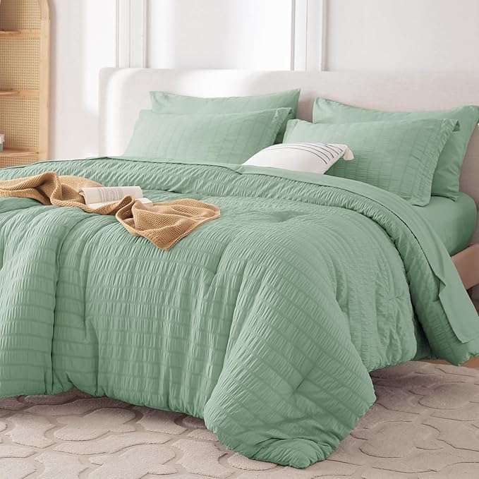 MUXHOMO 7 Pieces Full Comforter Set, Seersucker Bed in a Bag Full Size by MUXHOMO