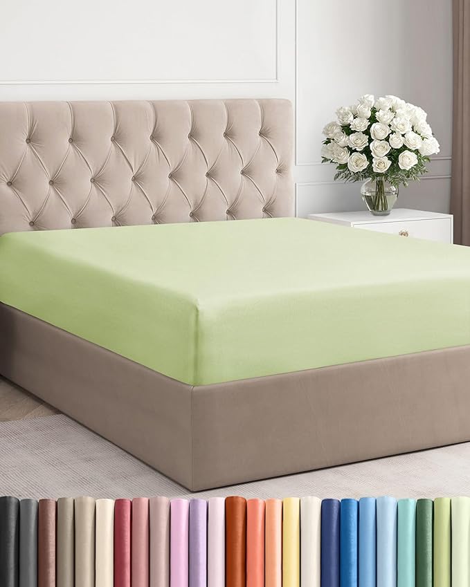 Full Fitted Bed Sheet by CGKUnlimited