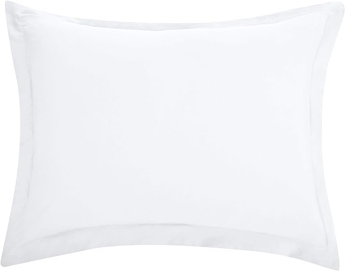 Amazon Basics Lightweight Wrinkle-Resistant Microfiber 3 Piece Duvet Cover Set - Image 3