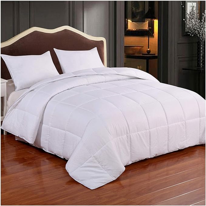 Homelike Moment Comforter King Size by HomelikeMoment