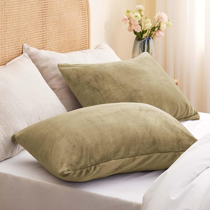 BEDELITE Flannel Pillow Cases Queen Size Set of 2, Super Soft Fleece Pillowcases - Image 2