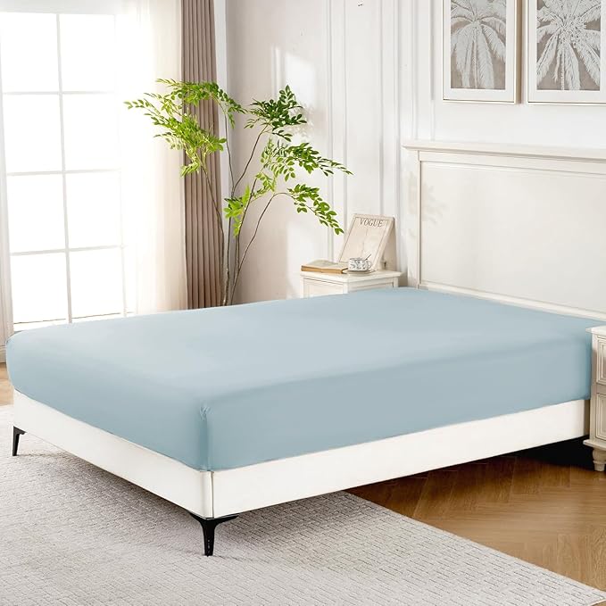 ROSE&RISY Light Blue Queen Fitted Sheet, Soft and Breathable - Image 2
