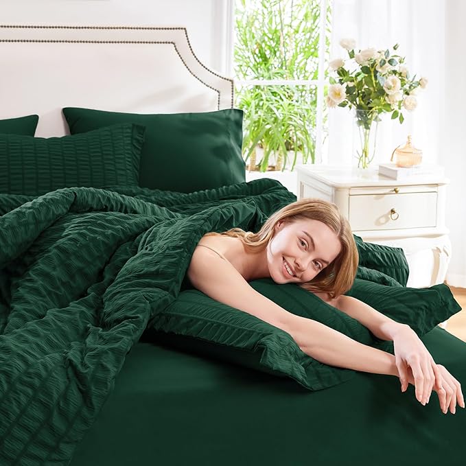 CozyLux Oversized King Comforter Set Emerald Green Seersucker 7 Pieces 120x98 - Image 5