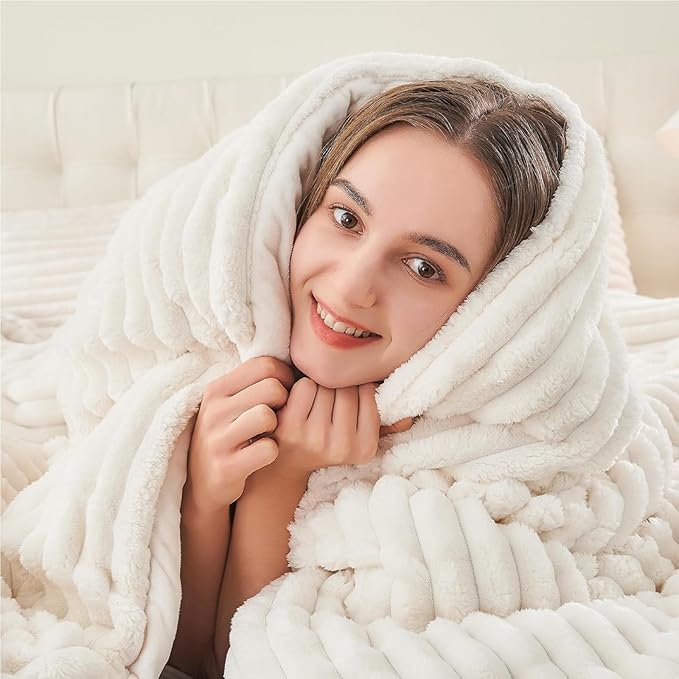 BEDELITE Fleece California King Comforter Set -Super Soft & Warm Fluffy Cream - Image 3