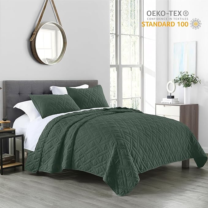 HORIMOTE HOME Quilt Set Queen Size Dark Green, Classic Geometric Diamond - Image 2
