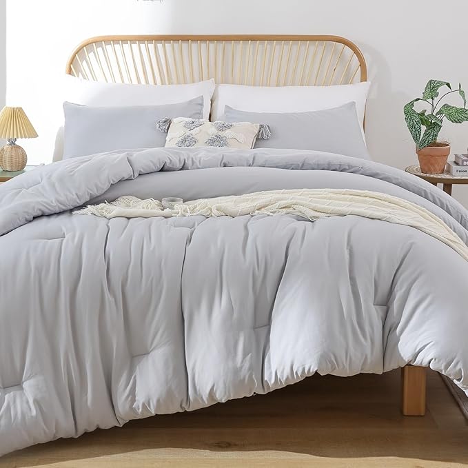 ROSGONIA Light Grey Twin/Twin XL Comforter Set by ROSGONIA