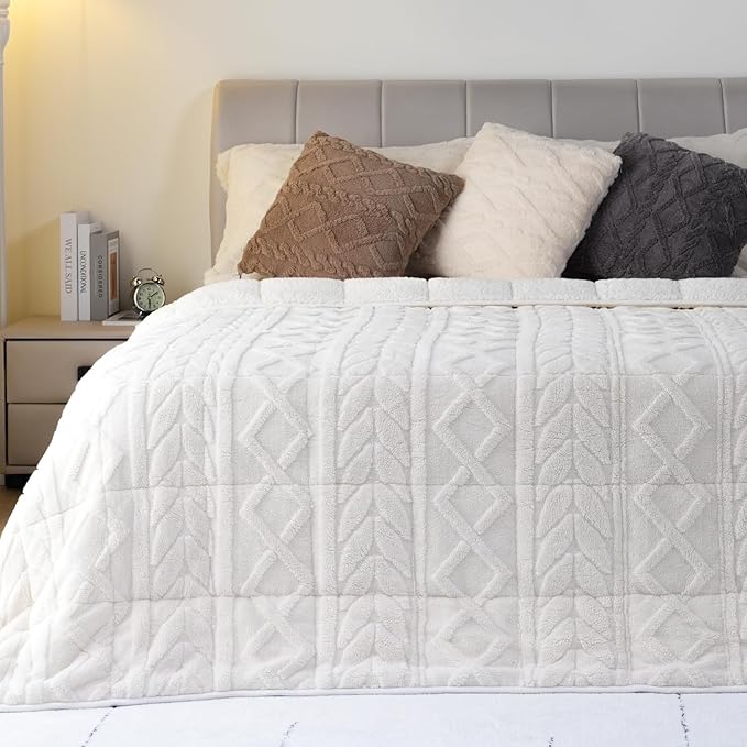 Cottonblue Weighted Blanket 15lbs - Image 8