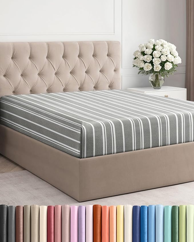 King Fitted Bed Sheet by CGKUnlimited
