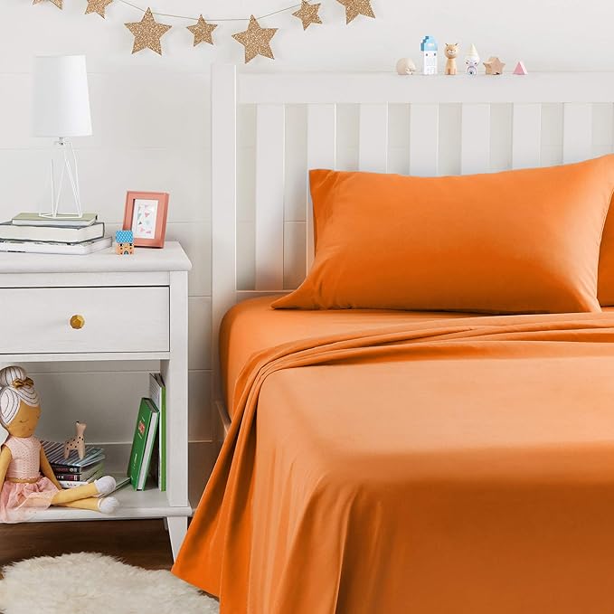 Amazon Basics Kid's Soft, Breathable, Easy-Wash Microfiber 3-Piece Sheet Set - Image 6