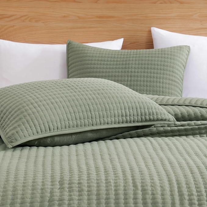WRENSONGE Queen Quilt-3 Pieces Lightweight Bedspreads Sage Green Queen Size - Image 6