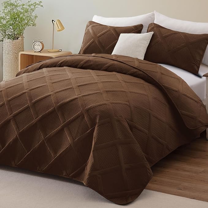 Exclusivo Mezcla King Quilt Set- Brown Quilts Bedding Set - Image 2