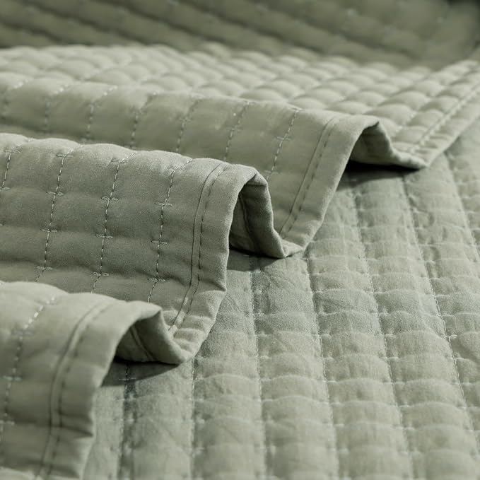 WRENSONGE King Size Quilt-3 Pieces Lightweight Bedspreads Sage Green King Quilt - Image 7