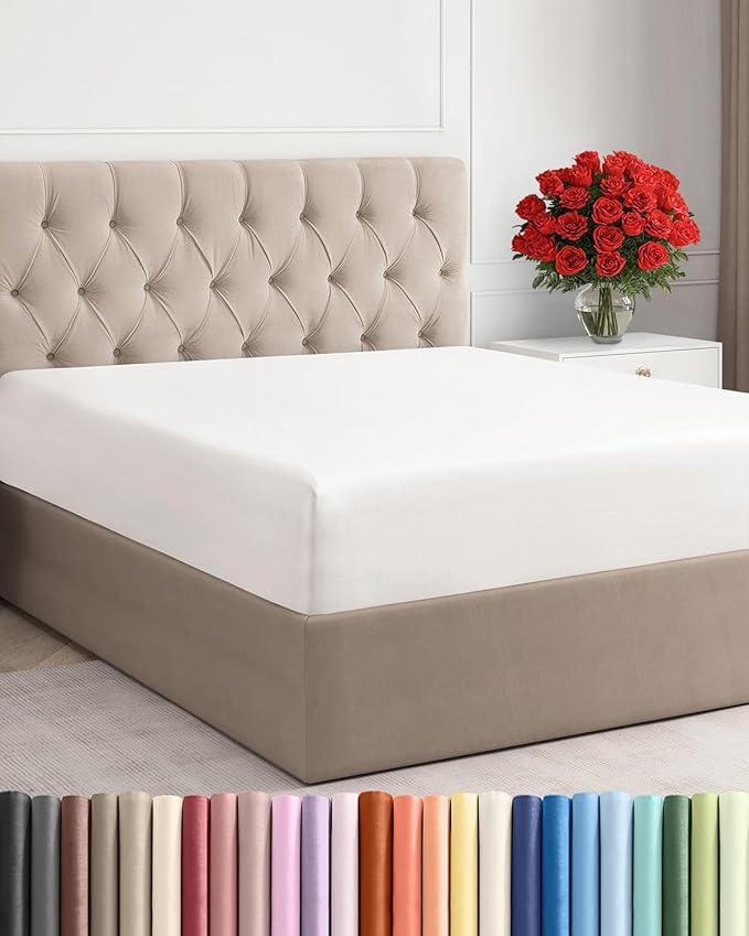 Queen Fitted Bed Sheet by CGKUnlimited