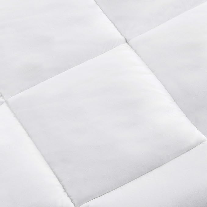 Amazon Basics White Down Alternative Comforter and Duvet Insert - Image 4