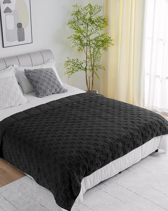 Uttermara Weighted Blankets for Adults Full Size, 12lbs 60x80 inches Blanket - Image 5