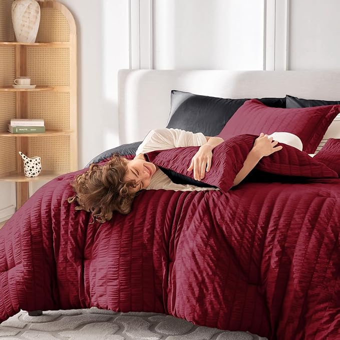 MUXHOMO 7 Pieces Queen Comforter Set, Seersucker Bed in a Bag Queen Size - Image 7
