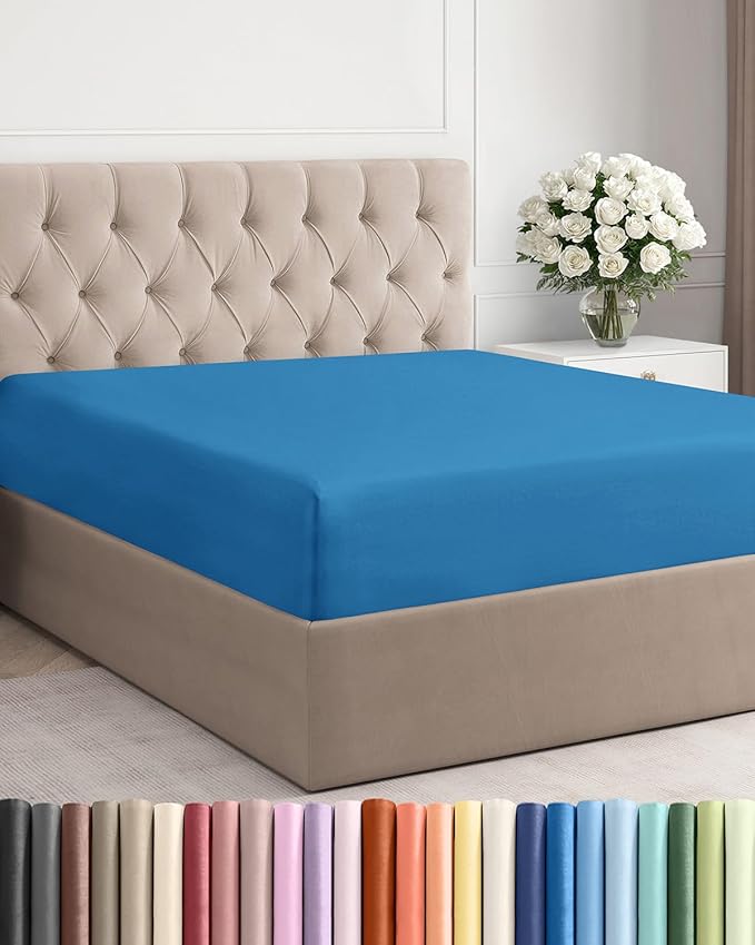 King Fitted Bed Sheet by CGKUnlimited
