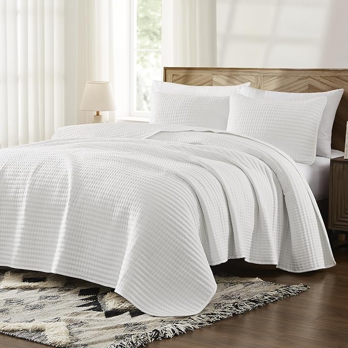 WRENSONGE White King Size Quilt Bedding Sets-3 Pieces Lightweight Bedspreads - Image 3