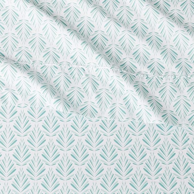 Amazon Basics Breathable, Lightweight Brushed Microfiber 3 Piece Bed Sheet Set - Image 4