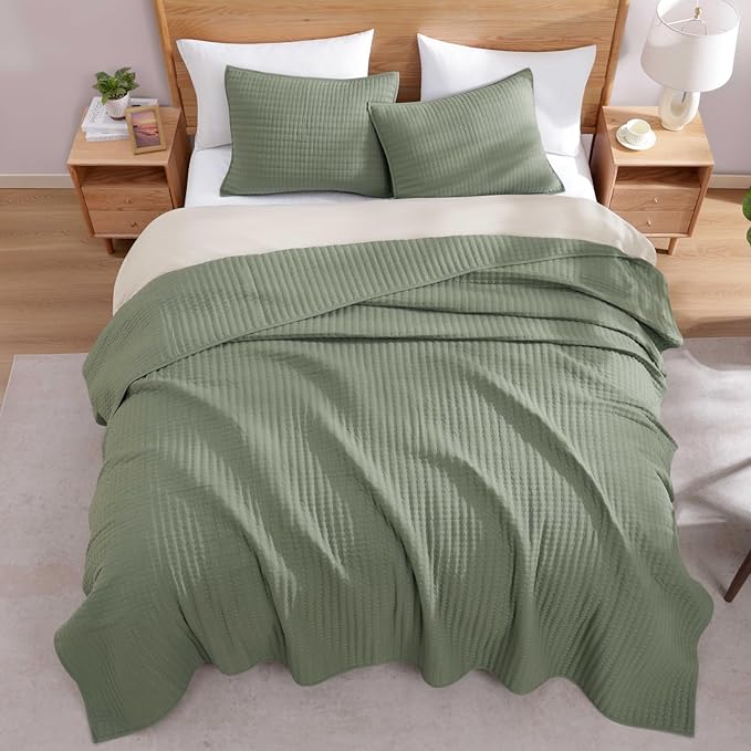 WRENSONGE King Size Quilt-3 Pieces Lightweight Bedspreads Sage Green King Quilt - Image 5