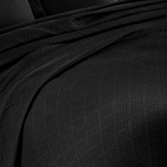 Superior 3 Piece Basketweave Cotton Bedspread Set, Home Bed Decor, Decorative Bed Spread, 2 Pillow Shams, Medium Weight Blanket, Matelasse Coverlet Bedding, Geometric Lattice Pattern, Queen, Black