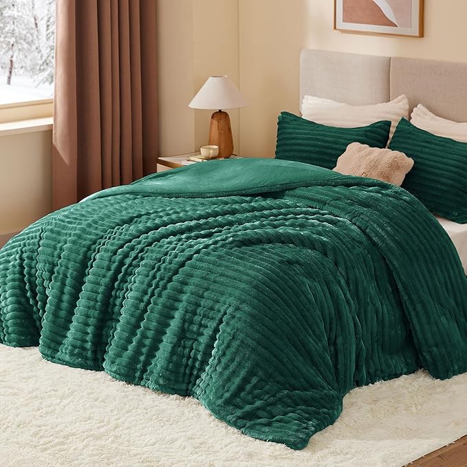 BEDELITE Fleece King Comforter Set -Super Soft & Warm Fluffy Dark Green Bedding - Image 2