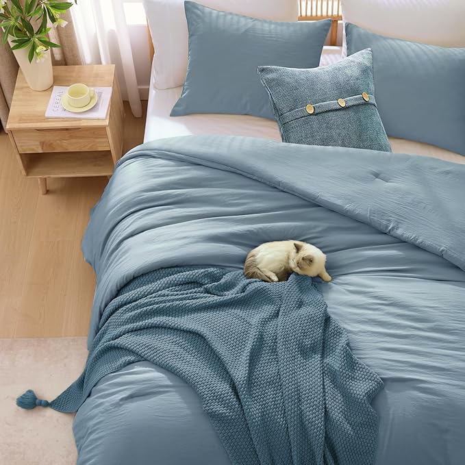 WRENSONGE Full Size Comforter Sets - Image 9