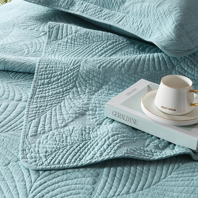 ROOMLIFE Queen Quilt Set Palm Leaves Pattern 3 PCS 100% Cotton Soft Breathable - Image 3