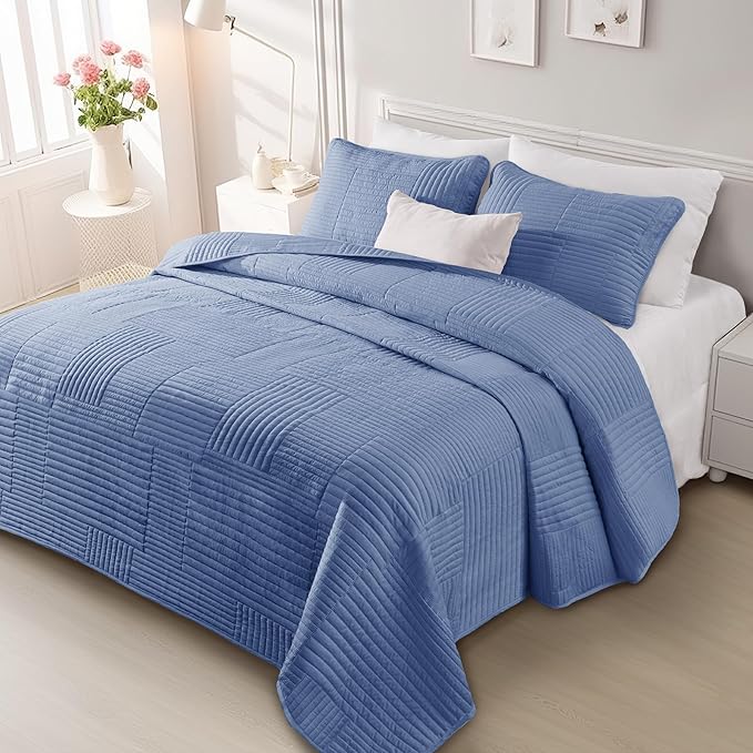 Whale Flotilla Ultra Soft California King Quilt Bedding Set, Lightweight by WHALEFLOTILLA