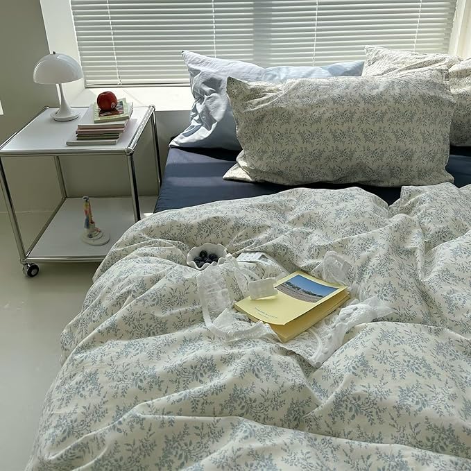 MKXI Twin Duvet Cover Set Blue White Floral Print - Image 6