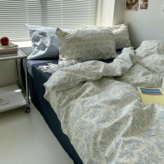 MKXI Full Duvet Cover Set Blue White Floral Print - Image 7