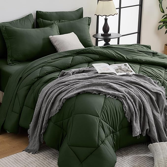 HEVUMYI Army Green King Comforter Set by HEVUMYI