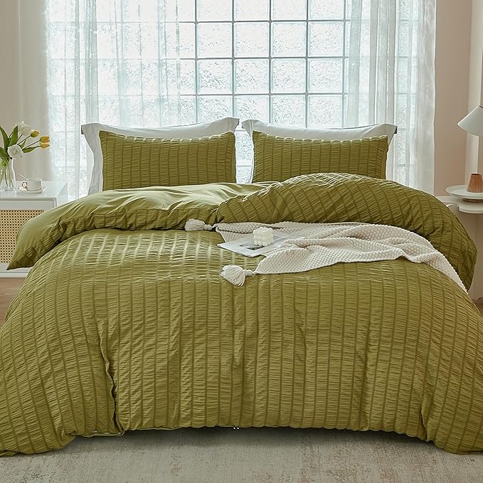 AveLom Olive Green Seersucker Duvet Cover Set Full Size, 3 Pieces, Ultra Soft by AveLom