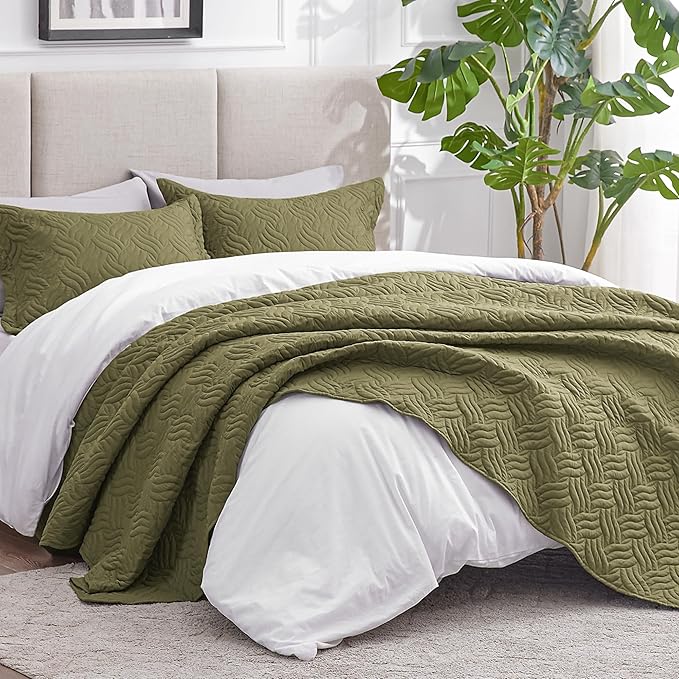 Love's cabin King Size Quilt Bedding Set Olive Green Bedspreads - Image 2