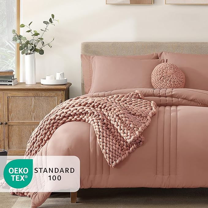Monbix Queen Comforter Set - Image 2