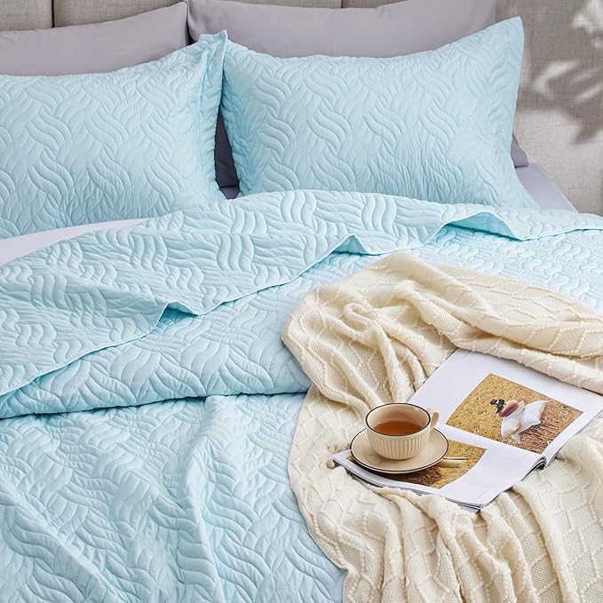 Love's cabin California King Size Quilt Bedding Set Light Blue Bedspread - Image 7