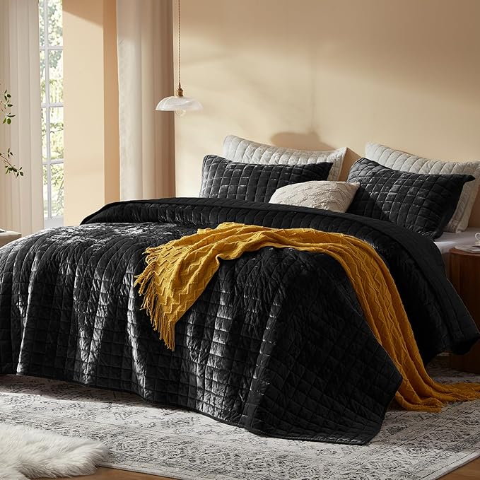 LEAONME Velvet Quilt Oversized California King-120''x120'', Lightweight Black Velvet Comforter Set with 2 Pillow Shams, Oversized Bedspread Coverlet Quilted Bedding Set for All Season