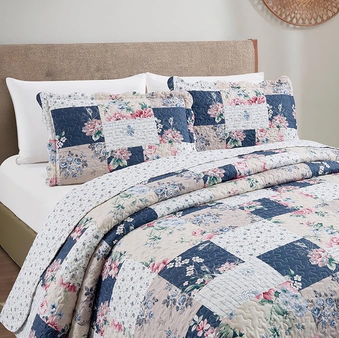 Brilliant Sunshine Roses in Beige Quilt Set, 3-Piece Bedding Sets, Lively - Image 3