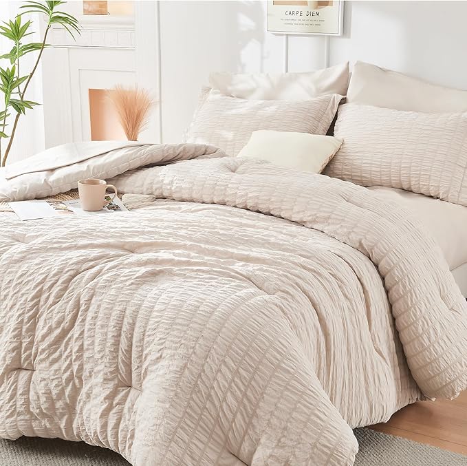 HYMOKEGE Beige Queen Comforter Set Seersucker 7 Pieces, All Season Luxury Bed by HYMOKEGE