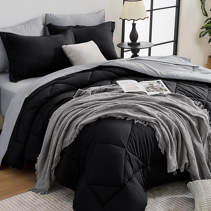 HEVUMYI Twin Comforter Set by HEVUMYI