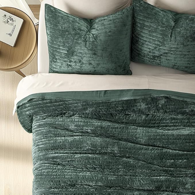 EVERGRACE Velvet Quilt Set Queen Size, Luxurious Soft Striped Channel Bedding - Image 2