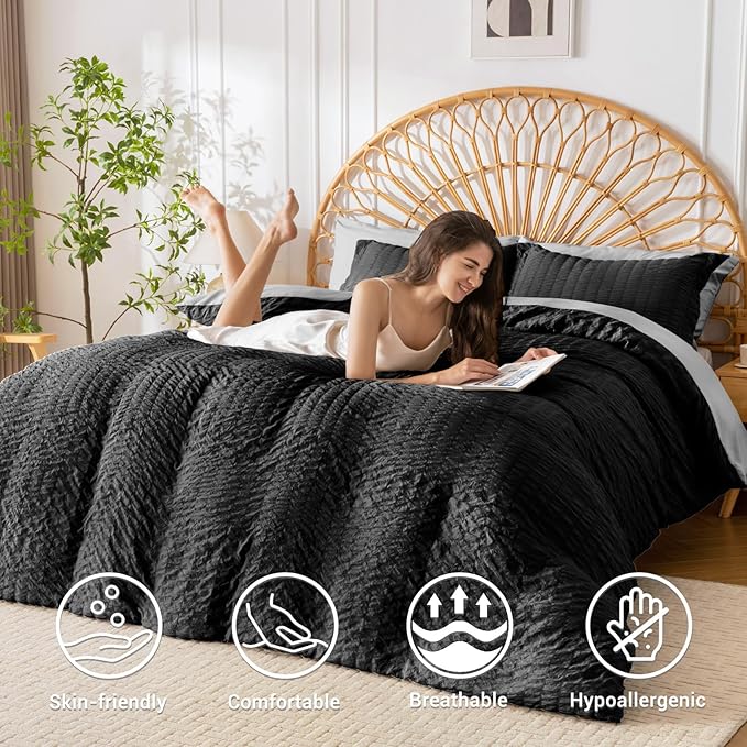 HYMOKEGE Black/Light Grey Duvet Cover Queen Size, Ultra Soft 3-Piece Seersucker - Image 2