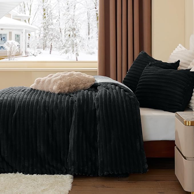 BEDELITE Fleece Oversized Queen Comforter Set -Super Soft & Warm Fluffy Black - Image 4