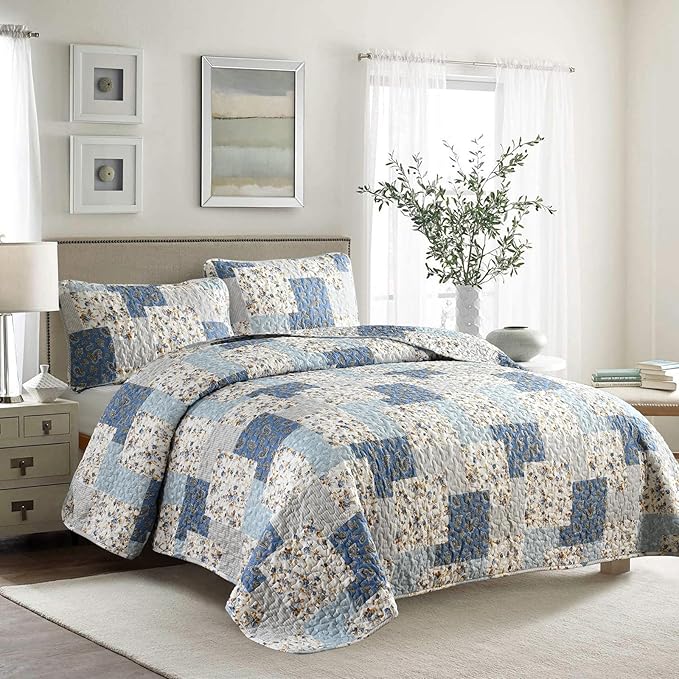 Mybedsoul Light Blue Quilt Set King Size, 3 Pieces Boho Plaid Floral Bedspread - Image 2