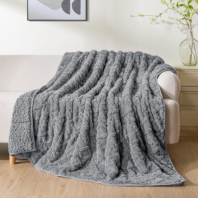 Uttermara Jacquard Weighted Blankets by Uttermara
