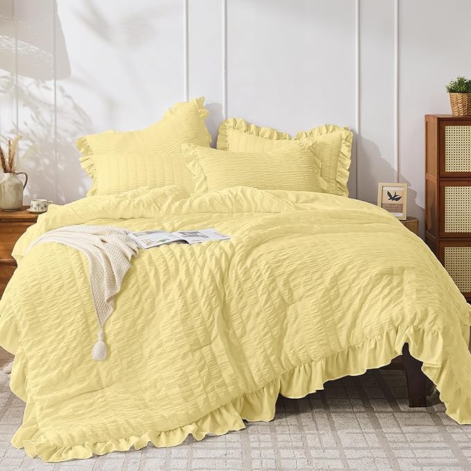 JOLLYVOGUE Twin Size Comforter Set, 2 Pieces Light Yellow Seersucker by JOLLYVOGUE