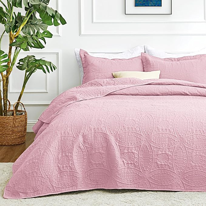 Love's cabin Quilts for Queen Bed Pink Bedspreads by Lovescabin
